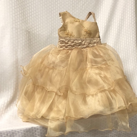 Formal Dresses - Picture 1 of 3